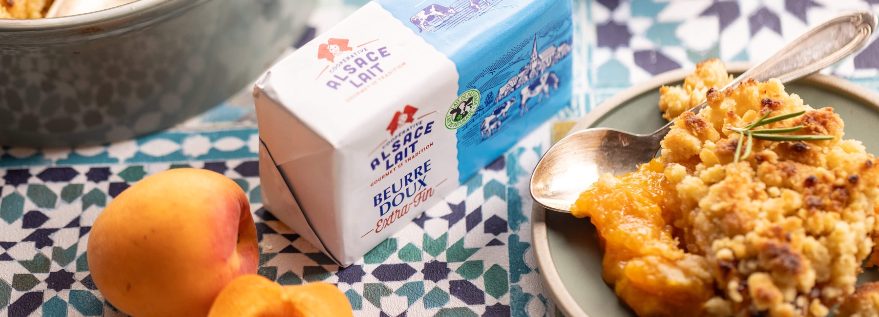 crumble-aux-abricots-et-romarin-head