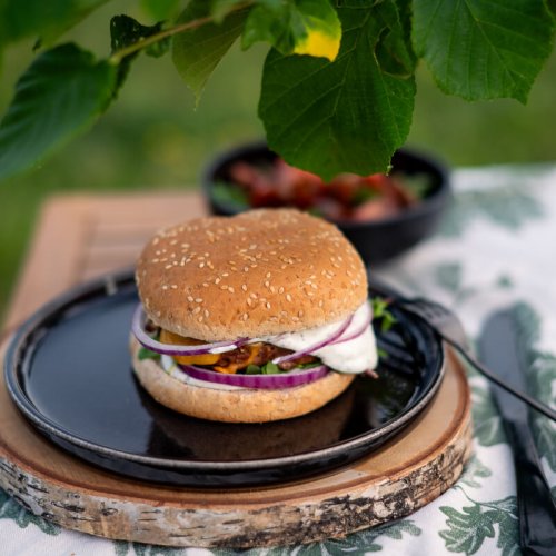 Burger et Bibeleskæs aux fines herbes