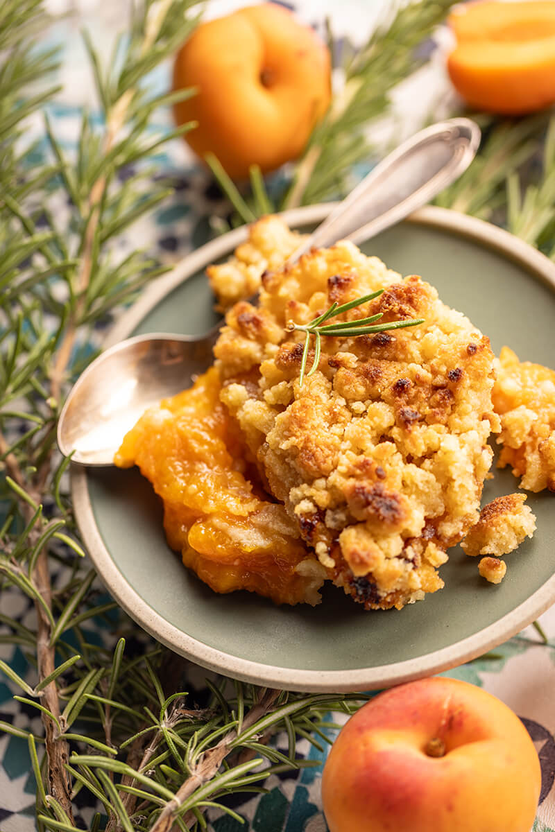 crumble-aux-abricots-et-romarin130