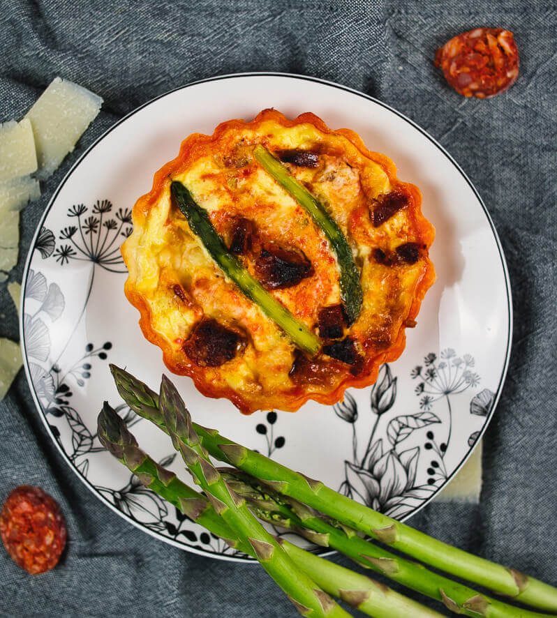Tartelettes asperges chorizo parmesan